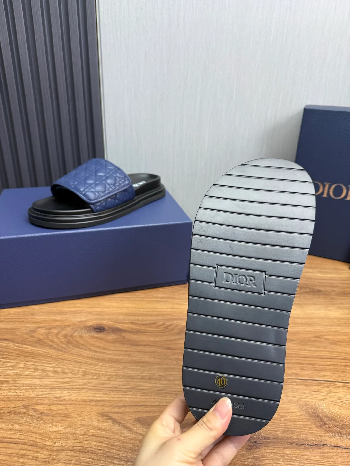 Men's shoes 💰280💰 Dior. Men's slippers 🩴Official website 1:1 production 38-45 yards 45 46 🉑️Customized original material shipped✅